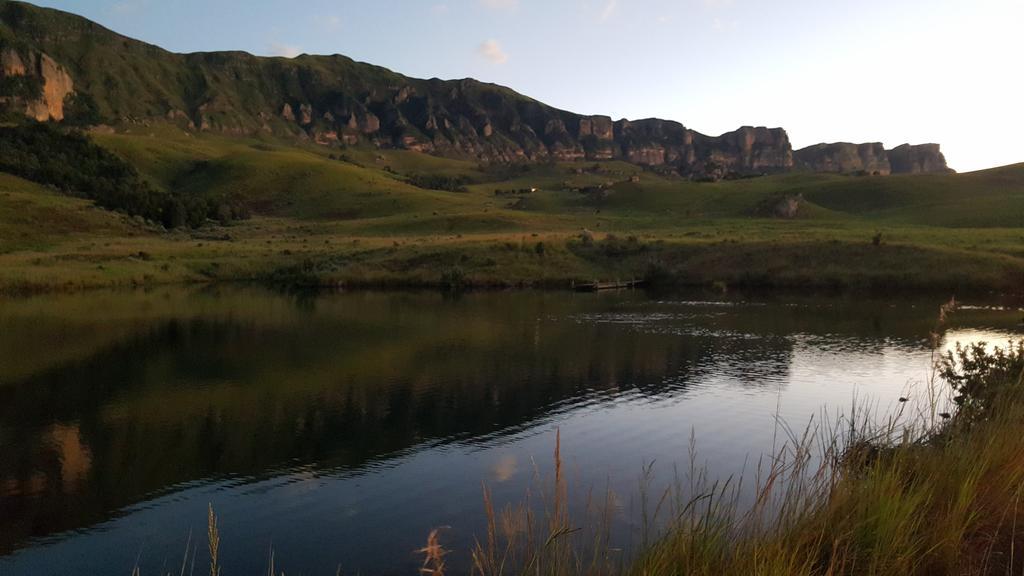 Greenfire Drakensberg Lodge Bonjaneni Экстерьер фото